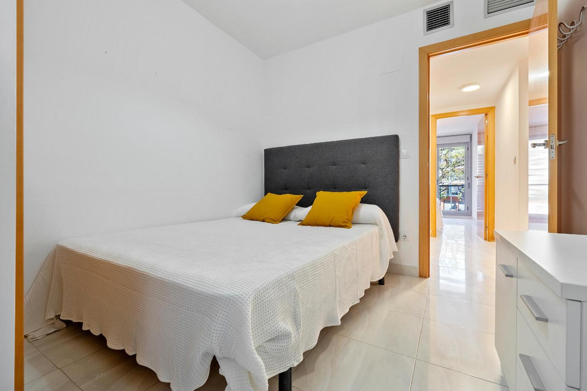 Hauzify I Apartament Mestral Cambrils Esterno foto